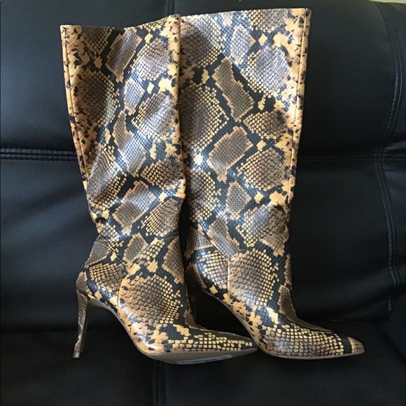 1 DAY OFR 🆕STEVE MADDEN KIGO EMBOSSED 6,6.5,7.5 - Picture 8 of 15